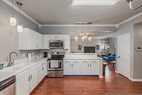 Lux 3-br Garage Gated Yard by The Star Frisco