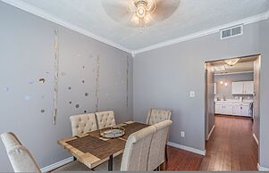 Lux 3-br Garage Gated Yard by The Star Frisco