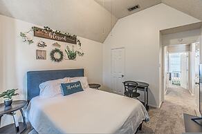 Lux 3-br Garage Gated Yard by The Star Frisco