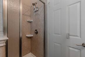 The Castle by the Lake w Pool Balcony Grandscape