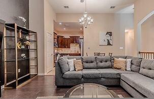 The Castle by the Lake w Pool Balcony Grandscape