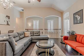 The Castle by the Lake w Pool Balcony Grandscape