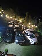 Goroomgo Nabh Resorts Naukuchityal