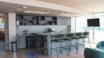 Setai Yacht S3 - By Almare Flats