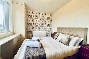 Manchester Sweet Home - Spacious 7BR House