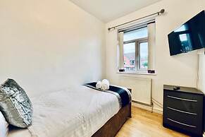 Manchester Sweet Home - Spacious 7BR House