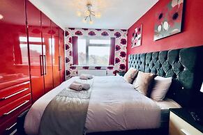 Manchester Sweet Home - Spacious 7BR House