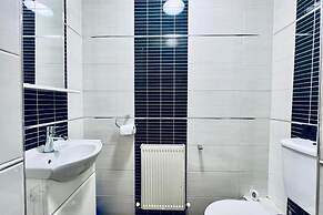 Manchester Sweet Home - Spacious 7BR House