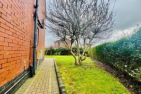 Manchester Sweet Home - Spacious 7BR House