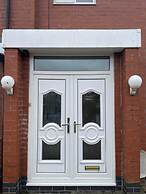 Manchester Sweet Home - Spacious 7BR House