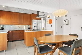 Alexander Escape Private Pool!