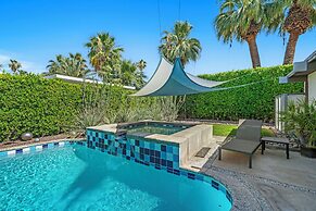 Alexander Escape Private Pool!