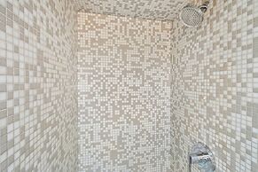 Alexander Escape Private Pool!