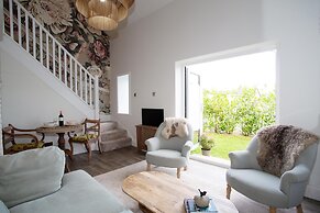 Cozy Wetherby Retreat