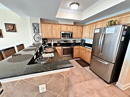 Crystal Shores West 707