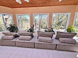 Daphne River Villa