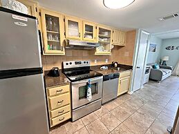 Gulf Shores Surf & Racquet Club