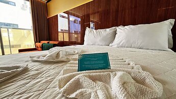 Setai Yacht Prime - By Almare