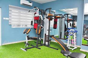 SummerTym Hotel & Suites