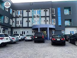 SummerTym Hotel & Suites