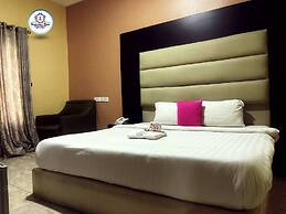 SummerTym Hotel & Suites