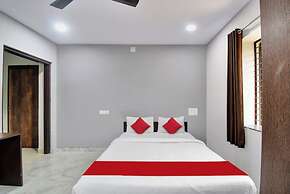 Goroomgo Shree Ganapati Resort Bhub