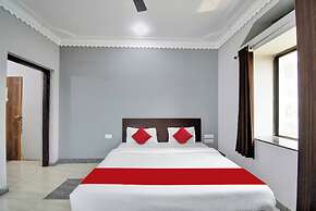 Goroomgo Shree Ganapati Resort Bhub