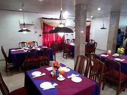 Quintessential Hotel & Suites by Badala