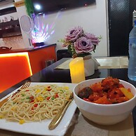 Quintessential Hotel & Suites by Badala