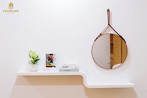 Lotus Land Apartment