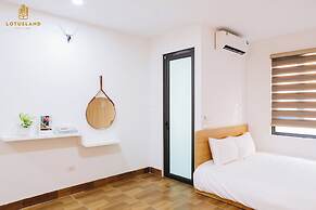 Lotus Land Apartment