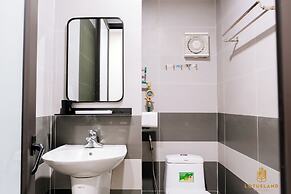 Lotus Land Apartment
