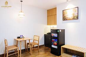 Lotus Land Apartment