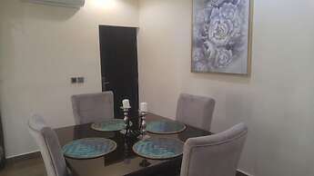Luxurious Hotel and Apartment-Marshall