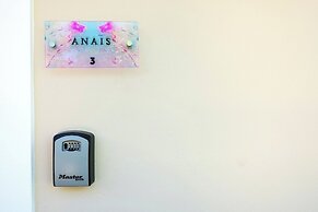 Anais Luxury Living Grey&Pink