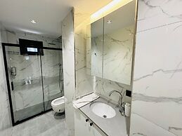 Rose Point Residence