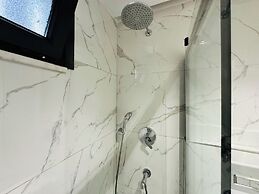 Rose Point Residence