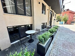 Rose Point Residence