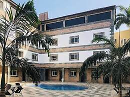 Continental Hotel by R&K Suites