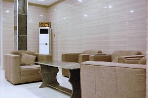 Continental Hotel by R&K Suites