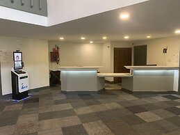 University Inn & Suites Stevens Point