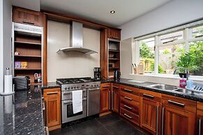 Spacious 5 Bed House Newcastle Gateshead