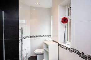 Spacious 5 Bed House Newcastle Gateshead