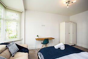 Spacious 5 Bed House Newcastle Gateshead