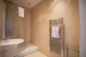 Spacious 5 Bed House Newcastle Gateshead