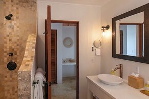 Lovango Resort + Beach Club (Private Island Resort)