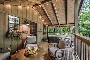 Light'n Bug Bungalow