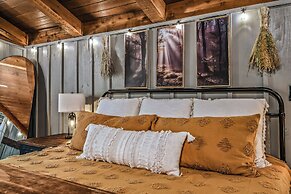 Light'n Bug Bungalow