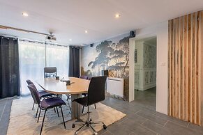 Rez-de-jardin Salle de réunion