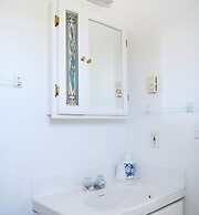 Lions Head Beach Motel & Cottages